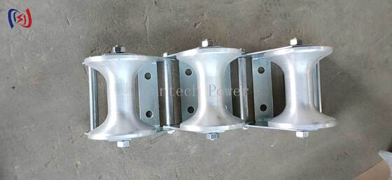 Επαγγελματικό 10-20KN Ρολέρ καλωδίου με ονομαστικό φορτίο με ανθεκτικό στη διάβρωση ανθεκτικό πολυαιθυλένιο κατασκευή για την προστασία της εισόδου στο λάκκο