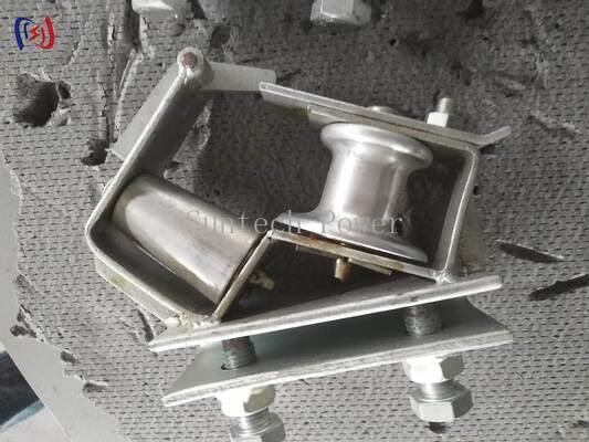 5KN ονομαστικό φορτίο Skyward Corner Stringing Block για την πρόληψη του καλωδίου Jump-Out και υπερυπαία ελαφρύ βάρος Aerial Line Angle Tower Cable Pulling