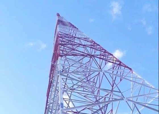 110KV ο πύργος τηλεπικοινωνιών κεραιών γαλβάνισε τη γωνιακή δομή ραντάρ χάλυβα