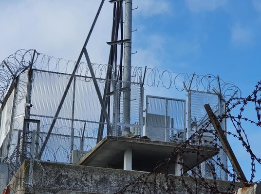 Μονοπωλιακές τηλεπικοινωνίες πύργων χάλυβα RDS στεγών/τηλεπικοινωνίες/GSM