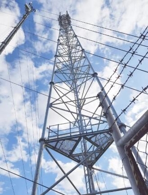 3 με πόδια σωληνοειδής πύργος χάλυβα επικοινωνίας που γαλβανίζεται